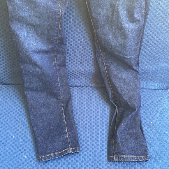 VIP size 7/8 jeans blue - Picture 3 of 4